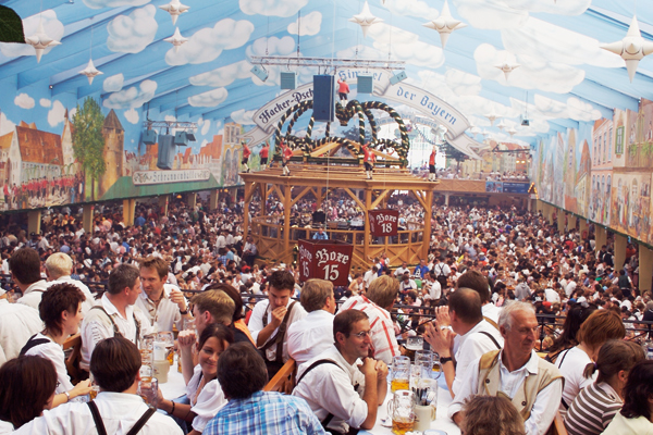 Muenchen_Events_Oktoberfest_Hackerzelt